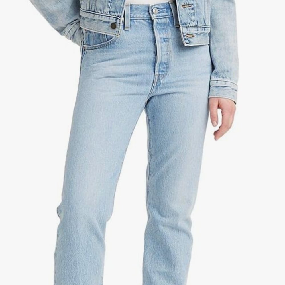 NWT  Levi's 501 Original Fit Women's Jeans  Size: 31W x 32L